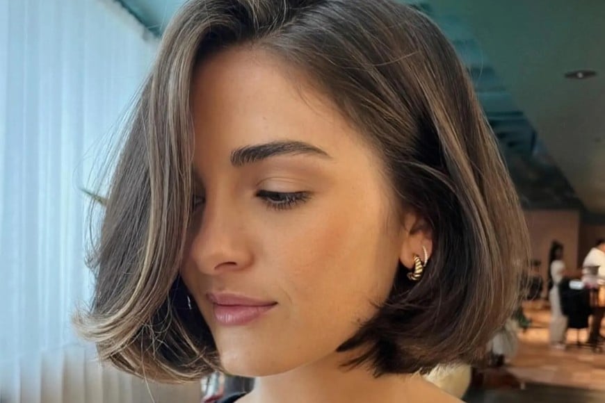 Un corte versátil que se adapta a distintos tipos de cabello.