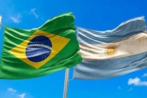 Banderas Brasil y Argentina