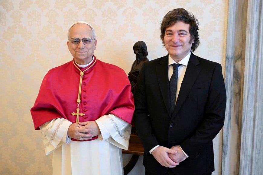 Pope Leo XIV meets with Argentina's President Javier Milei at the Vatican, June 7, 2025.   Vatican Media/Mario Tomassetti/­Handout via REUTERS    ATTENTION EDITORS - THIS IMAGE WAS PROVIDED BY A THIRD PARTY.