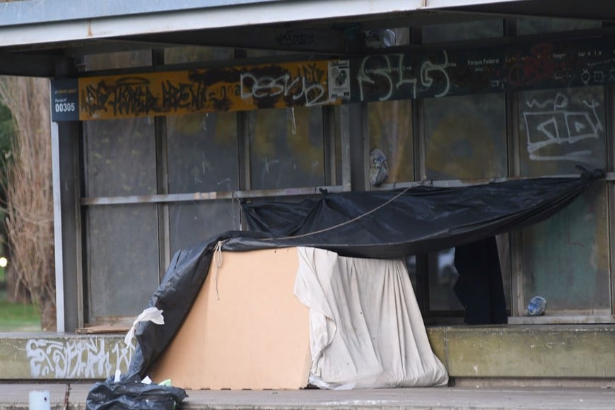 Lamentablemente, muchos son usados como reparo eventual de indigentes. Crédito: Flavio Raina