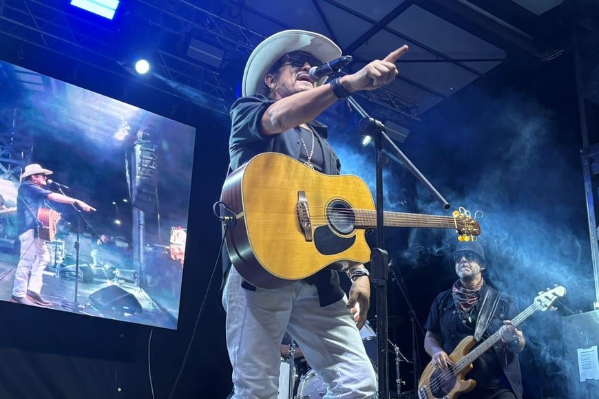 Meno Fernández brilló con Los Rancheros en El Trébol: clásicos, material nuevo y una gira internacional en puerta