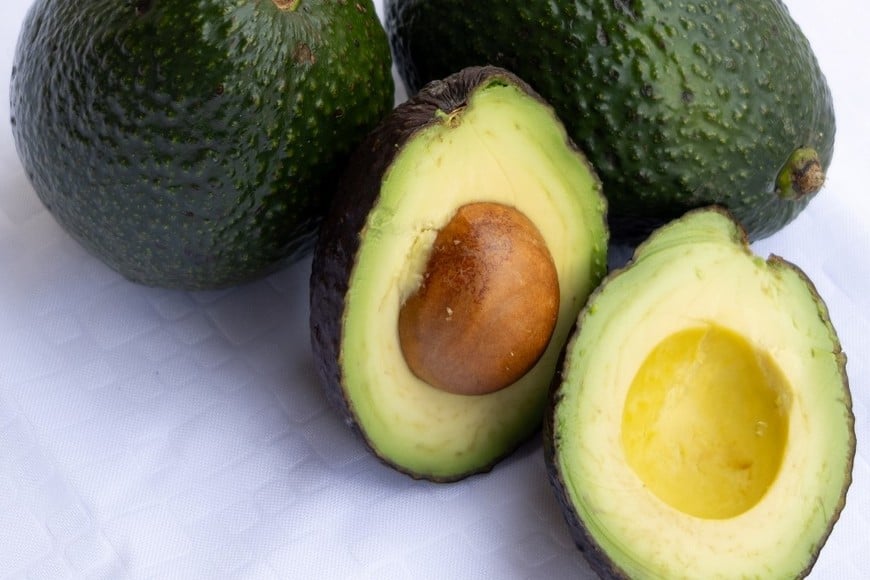 La palta, un ingrediente versátil que suma bienestar y cuidado estético.
