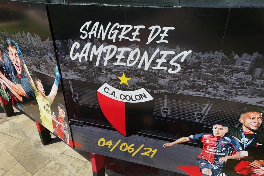 Colón - Estadio Brigadier López - Fernando Nicola.