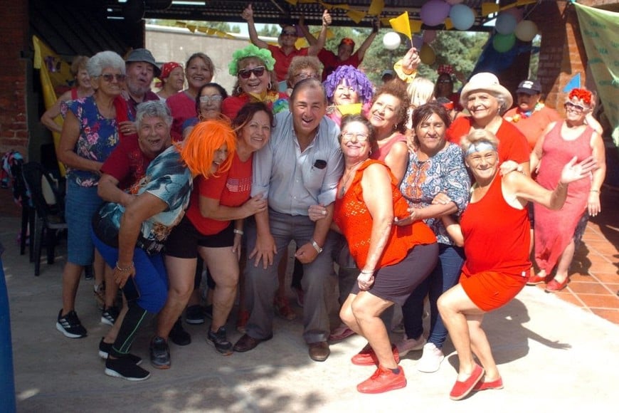 Poletti recorrió las estaciones y destacó la organización y el trabajo territorial.