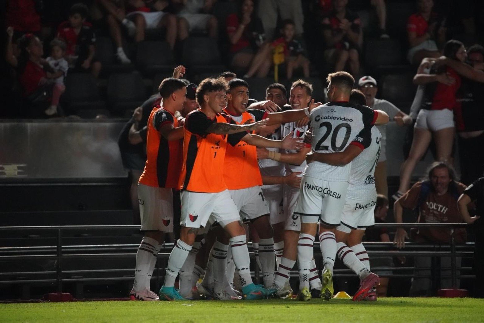 GOL DE JULIAN MARCIONI | Colón-Deportivo Madryn | Primera Nacional - Torneo Nacional | Estadio Brigadier López - Cementerio de Elefantes. Foto: Fernando Nicola