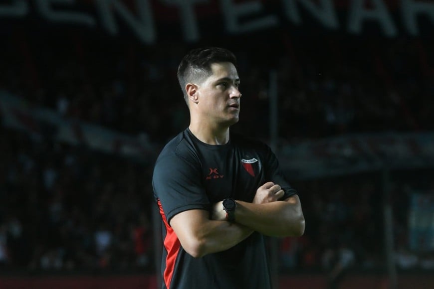 Ezequiel Medrán | Colón-Deportivo Madryn | Primera Nacional - Torneo Nacional | Estadio Brigadier López - Cementerio de Elefantes. Foto: Carolina Niklison