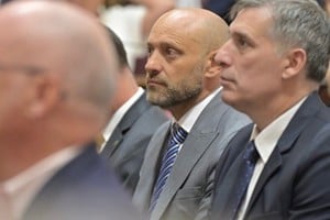 Puccini impulsa a Rosario como sede del control de la Hidrovía.