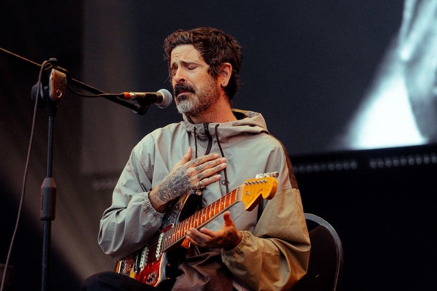 Devendra Banhart ofreció un show íntimo y acústico. Crédito: Gentileza En Vivo Producciones.