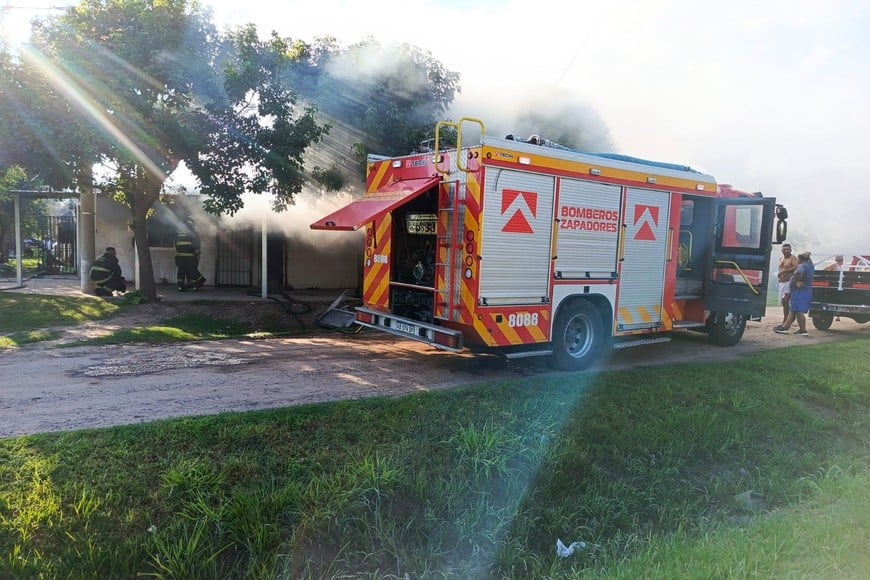 Cinco incendios dañaron viviendas del área metropolitana de Santa Fe durante el fin de semana