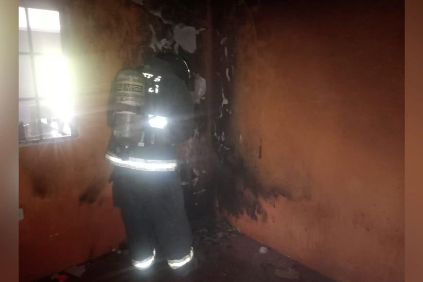 Cinco incendios dañaron viviendas del área metropolitana de Santa Fe durante el fin de semana