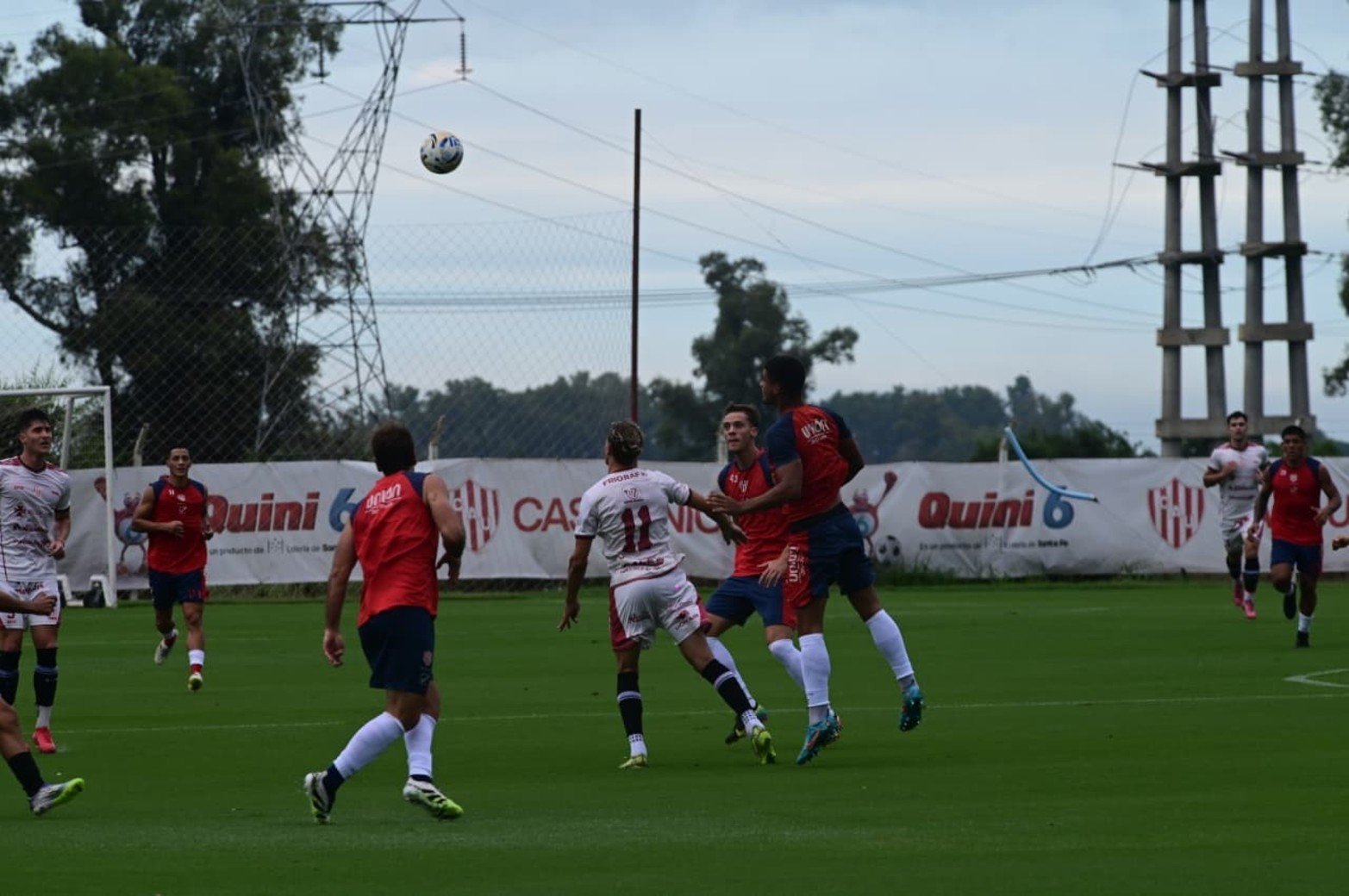 Unión jugó un amistoso ante 9 de Julio de Rafaela. Créditos: Flavio Raina