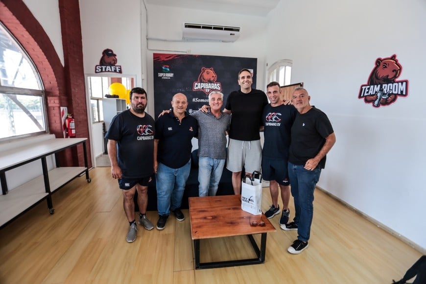 Julio Lamas y “Pipa” Gutiérrez, impactados con Capibaras XV. Foto: Gentileza Prensa Capibaras XV | Martín Perego