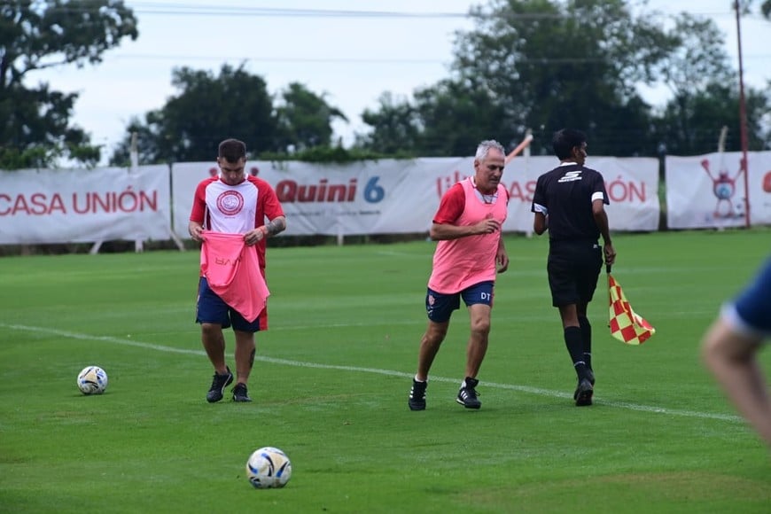 Madelón siguió de cerca la doble jornada de fútbol en Casa Unión. Foto: Flavio Raina.