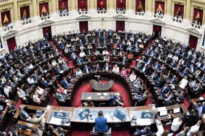 El anuncio se produce en un escenario de creciente tensión entre el Gobierno y los sindicatos, en el marco del debate por la reforma laboral