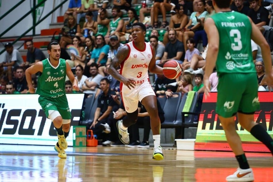 Unión quedó con récord de 11-12 y sigue en zona de Playoffs. Foto: LNB.