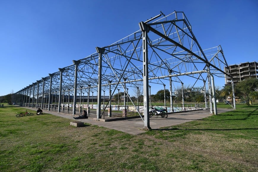 El viejo taller de rodamientos de formaciones ferroviarias. Crédito: Manuel Fabatía