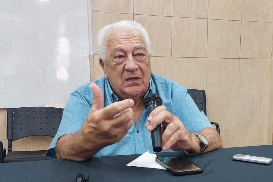 Fueron anunciadas por las autoridades del colegio en conferencia de prensa de la que también participó el senador Osvaldo Sosa