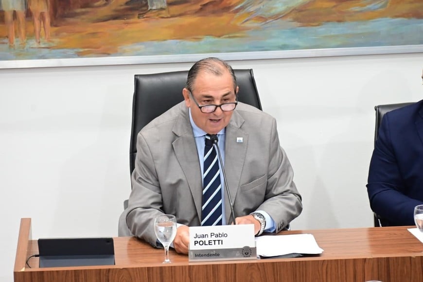 "Venimos hoy a rendir cuentas. A decir con claridad dónde estamos, qué hicimos, qué falta y hacia dónde vamos", comenzó diciendo Poletti. Flavio Raina.