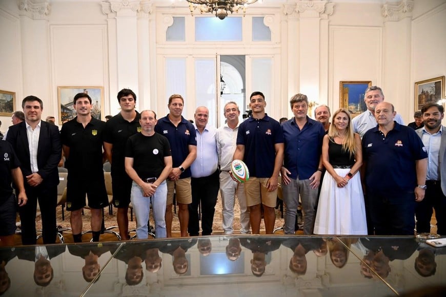 En fotos: la presentación de Capibaras XV-Peñarol en Rosario