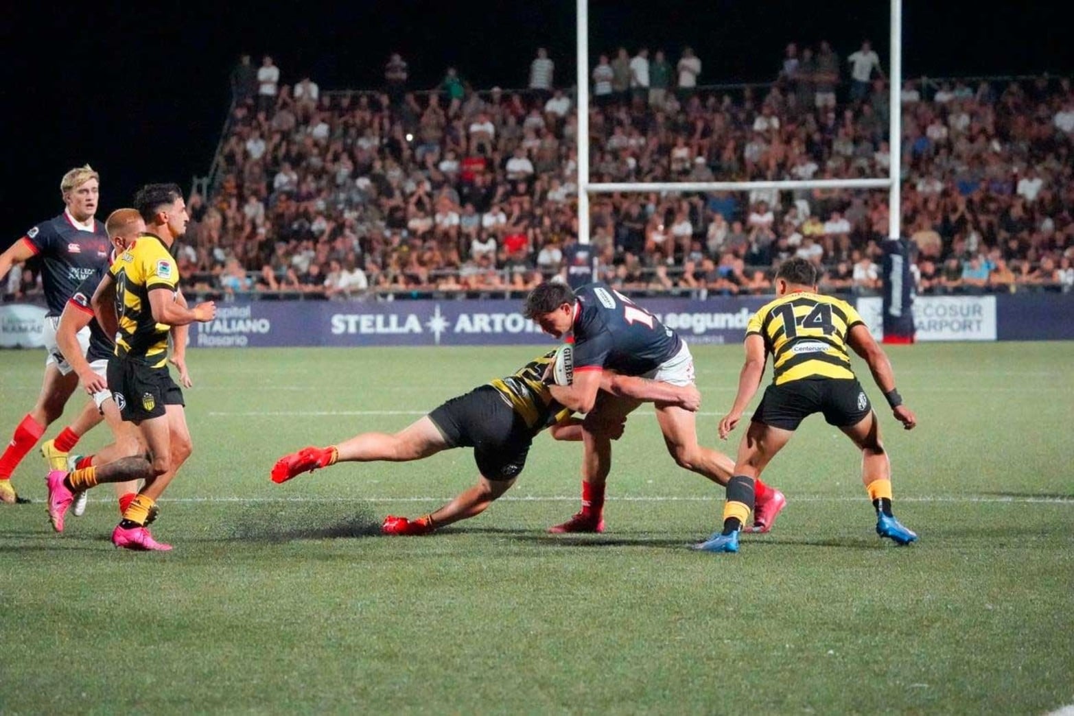 El segundo tiempo fue más parejo. 