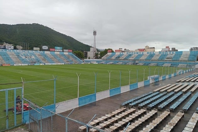 Estadio de Gimnasia y Tiro Salta.