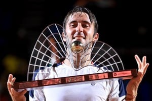Tomás Etcheverry ganó su primer campeonato ATP a los 26 años.
