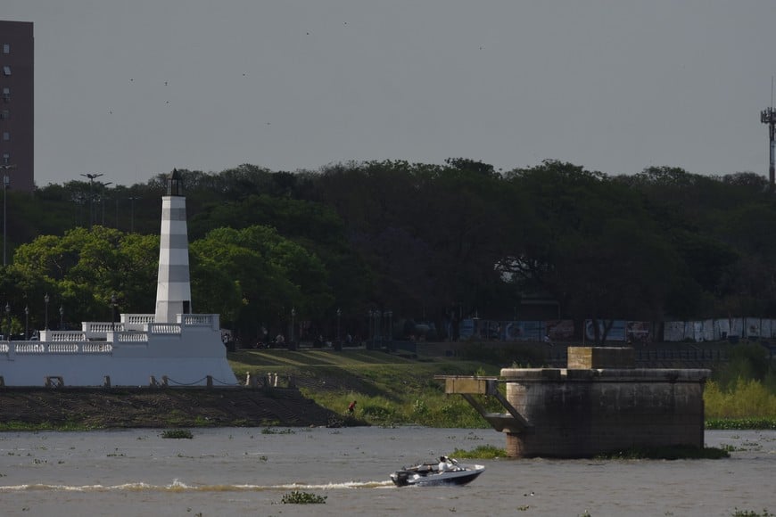 El inmueble se ubica frente al faro y en el acceso al futuro cruce sobre la laguna. Crédito: Mauricio Garín.