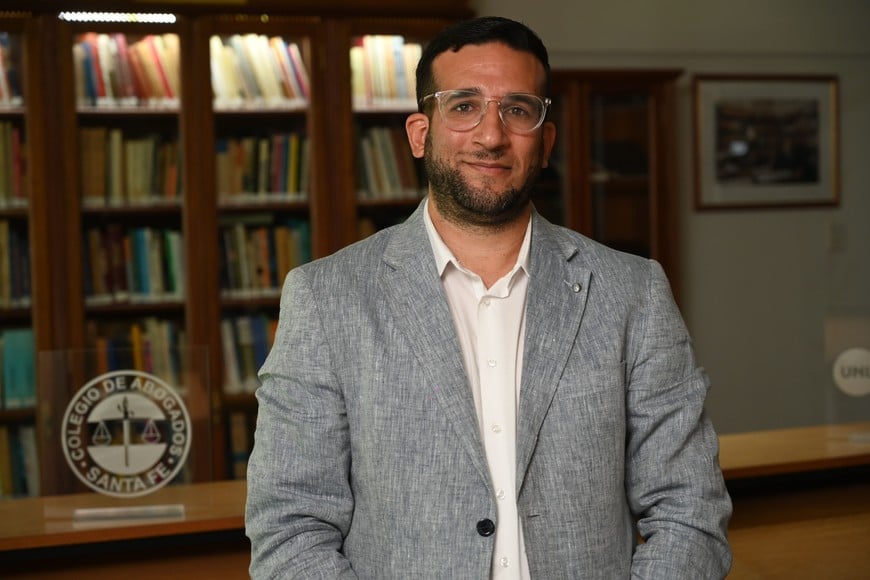 Fundamentos fallo condenatorio para un agente del Servicio Penitenciario por el suicidio de un interno del hospital Mira y López con el arma reglamentaria