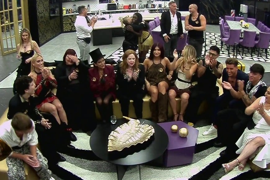 Gala inaugural de Gran Hermano, con una casa renovada y lleno total.