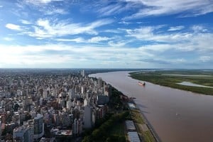 El proceso licitatorio abarca la modernización, ampliación, operación y mantenimiento del sistema de señalización y las tareas de dragado de la principal vía fluvial del país. Foto: Fernando Nicola.