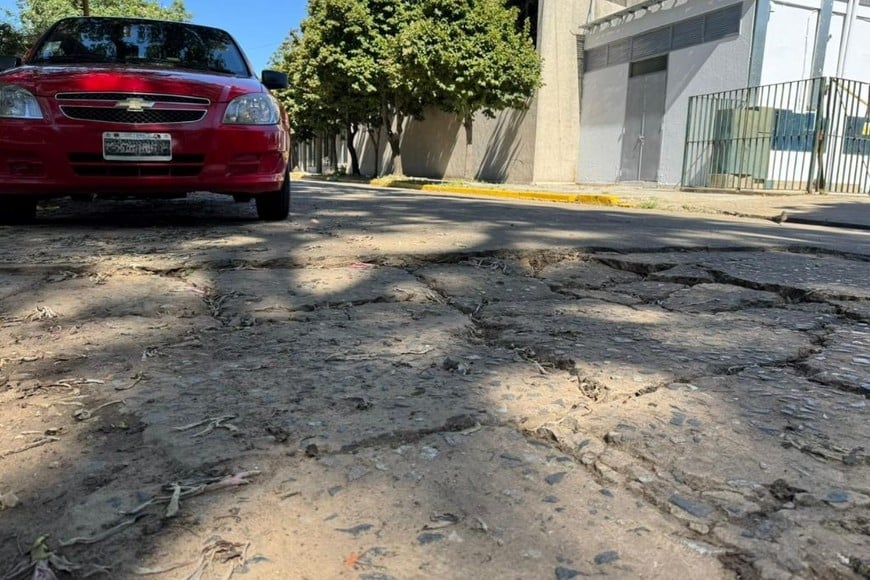 El segundo hundimiento, más cerca de la esquina de Falucho y Rivadavia. Foto: El Litoral