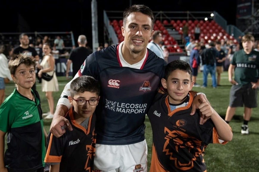 Debut profesional de Capibaras XV, la franquicia de Litoral Rugby. Créditos: Martín Perego