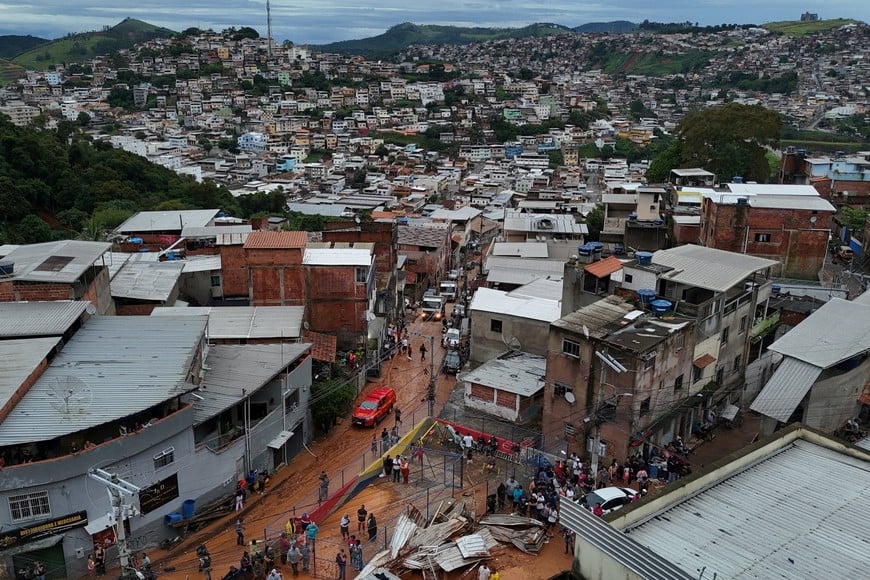 A drone view shows the JK neighbourhood where a building collapsed after deadly heavy rains, in Juiz de Fora, Minas Gerais state, Brazil, February 24, 2026. REUTERS/Pilar Olivares