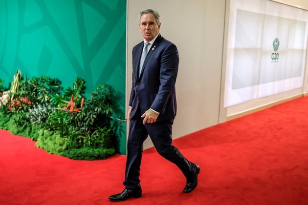 Argentina's Foreign Minister Pablo Quirno arrives for the second day of the G20 Leaders' Summit at the Nasrec Expo Centre in Johannesburg on November 23, 2025.     MARCO LONGARI/Pool via REUTERS