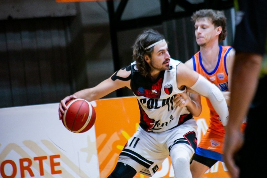 Feder Ponce, con 18, volvió a ser el máximo goleador de Colón. Foto: LNB.