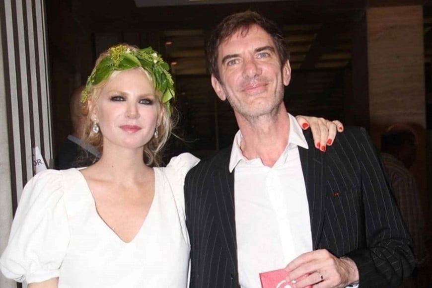 Se casó en 2014 con Esmeralda Mitre, en una relación de alta exposición mediática.