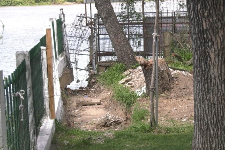 Técnicos realizaron estudios de suelo para definir la obra de contención.