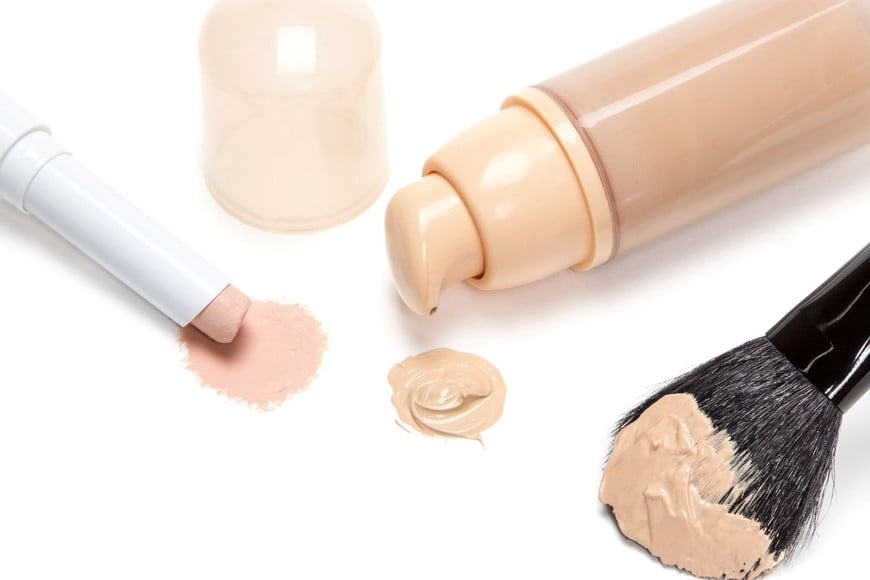 Menos color, más intención en el maquillaje diario.