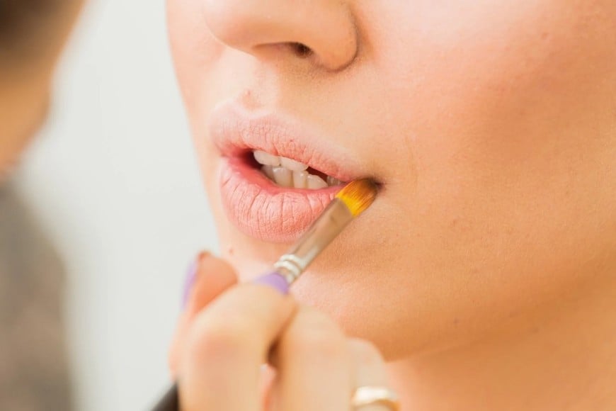 El nude más claro se impone con un giro moderno y elegante.