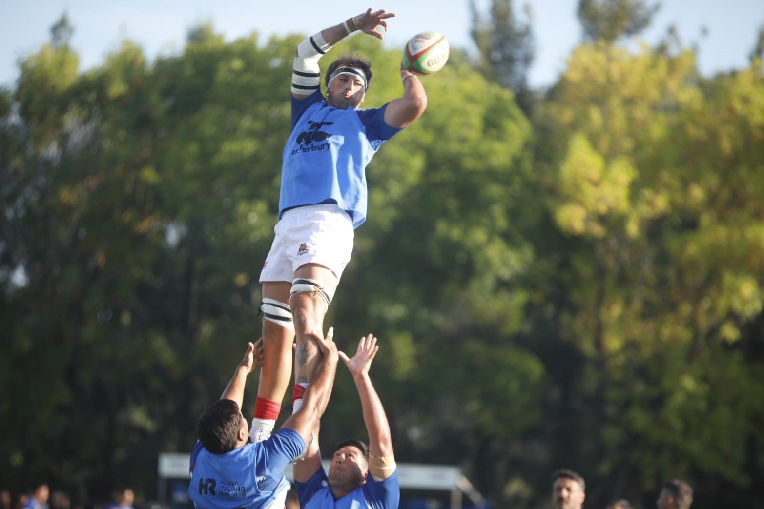 Capibaras XV realiza la entrada en calor.