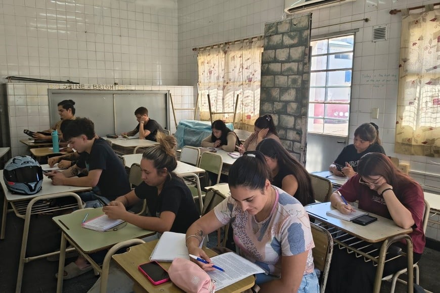 En el Liceo Municipal de Esperanza asisten un total de 68 alumnos. Foto: Gentileza