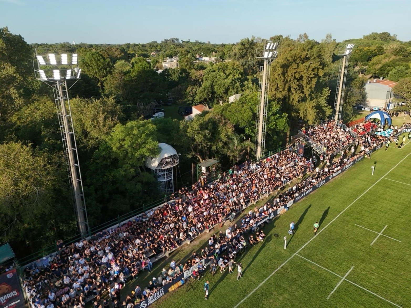 Vista aérea del partido entre Capibaras XV vs. Cobras en el marco de la Fecha 2 del Super Rugby Americas. 