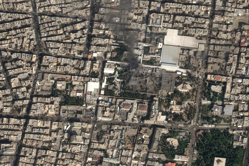 A satellite image shows black smoke rising and heavy damage at Iranian Supreme Leader Ayatollah Ali Khamenei's compound, following strikes by the United States and Israel against Iran, in Tehran, Iran February 28, 2026. Pleiades Neo (c) Airbus DS 2026/Handout via REUTERS    THIS IMAGE HAS BEEN SUPPLIED BY A THIRD PARTY NO RESALES. NO ARCHIVES MANDATORY CREDIT