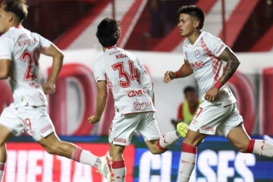 Fotos: @aaajoficial.