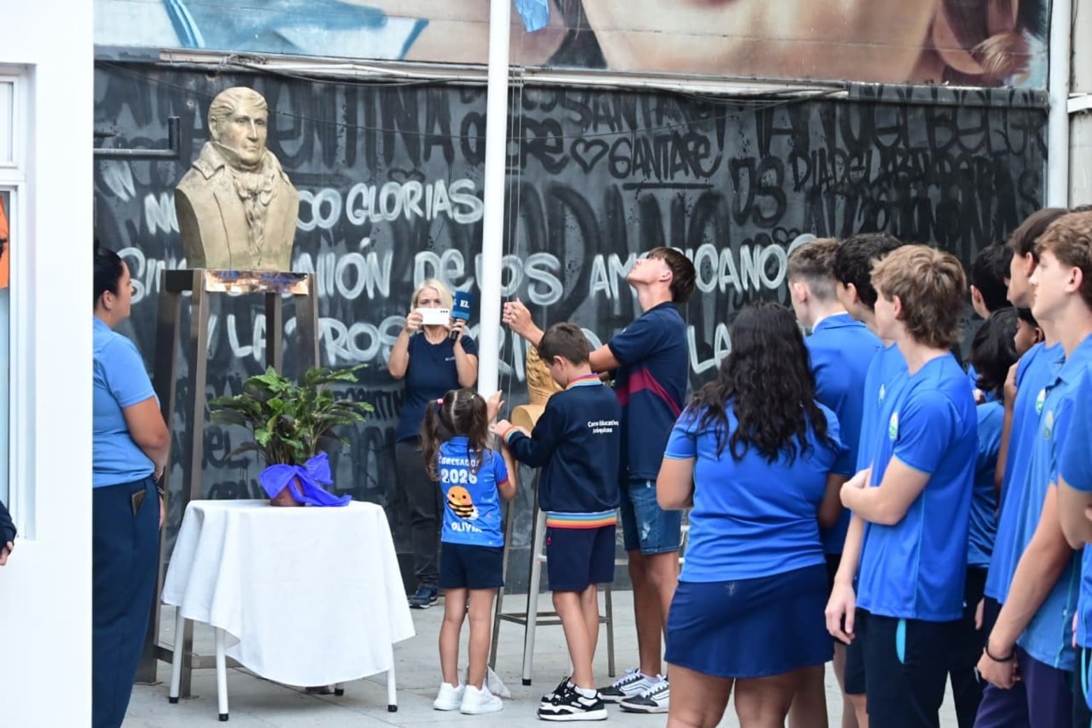 Inicio del ciclo lectivo en el Centro Educativo Jerárquicos.