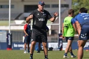 Felipe Contepomi, presente en la práctica de Capibaras XV en el Hipódromo rosarino.