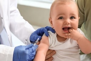 La medida fue difundida por el Ministerio de Salud y responde a una situación epidemiológica concreta vinculada al sarampión.