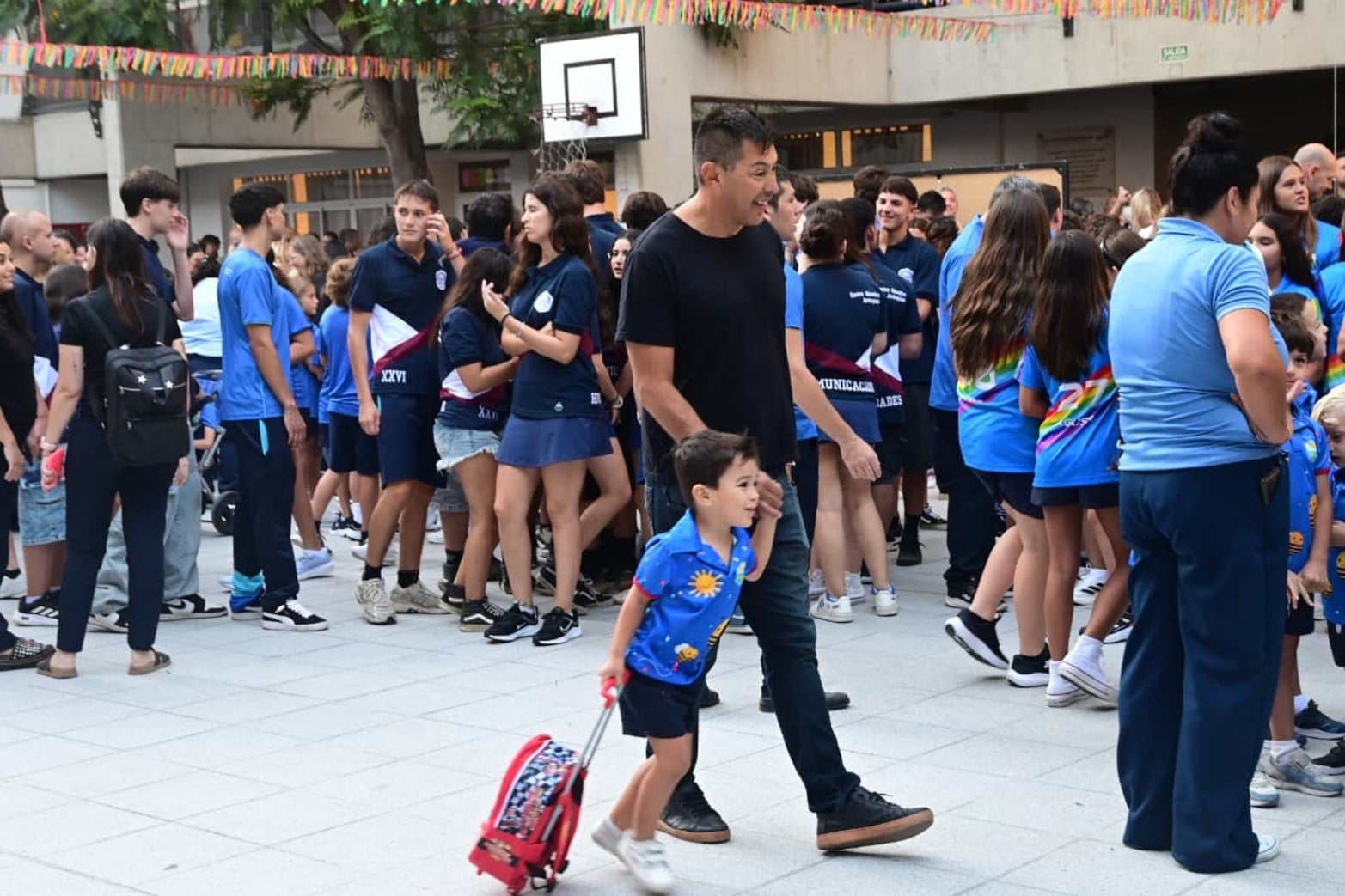 Inicio del ciclo lectivo en el Centro Educativo Jerárquicos.