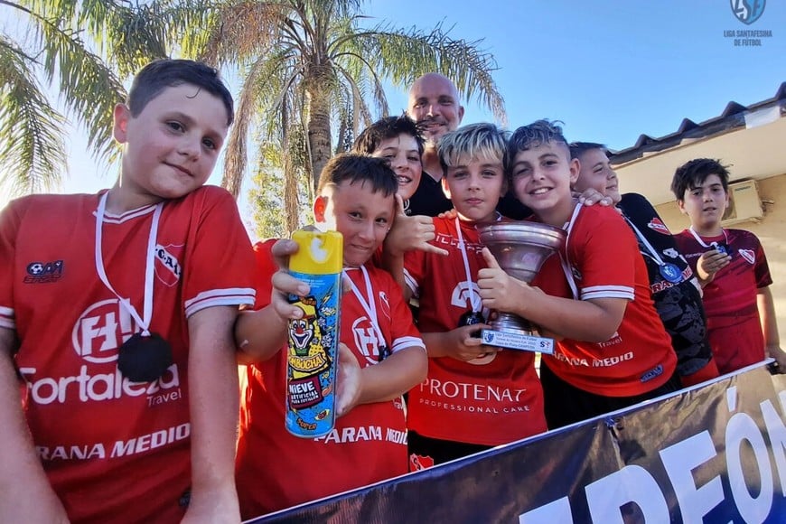 Independiente, presente.  Gentileza