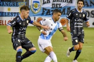 Soloa y Albertengo, piezas claves en la estructura futbolística de la Crema.Foto: Prensa Temperley.
